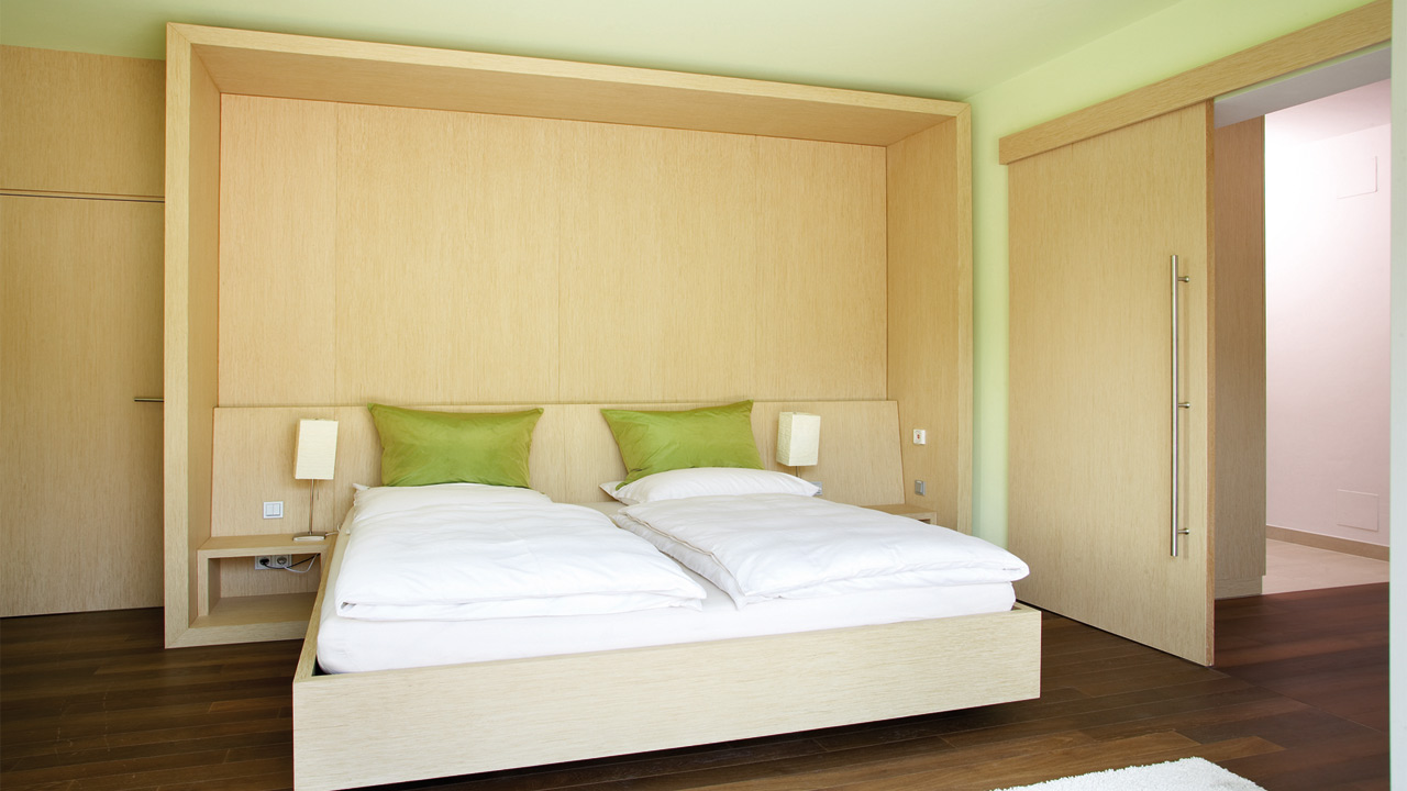 schlafzimmer_bett_6 - Schreinerei | InteriorDesign Held Freising