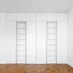 Einbauschrank mit Bücherregale modern in weiß - angefertigt bei Held in Freising bei München